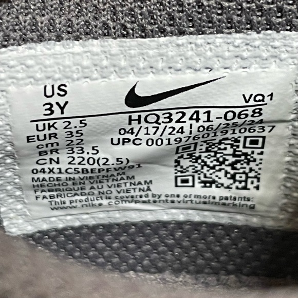 [BRAND NEW] NIKE DUNK LOW HALLOWEEN IRON GREY GLOW IN THE DARK PRESCHOOL SIZE 3Y - Picture 8 of 10